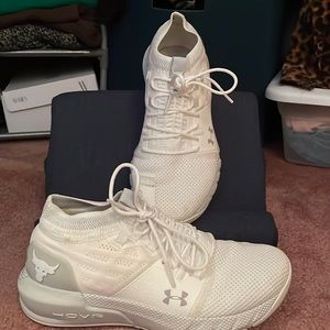 Under Armour Women's Project Rock 2 Training Shoe!